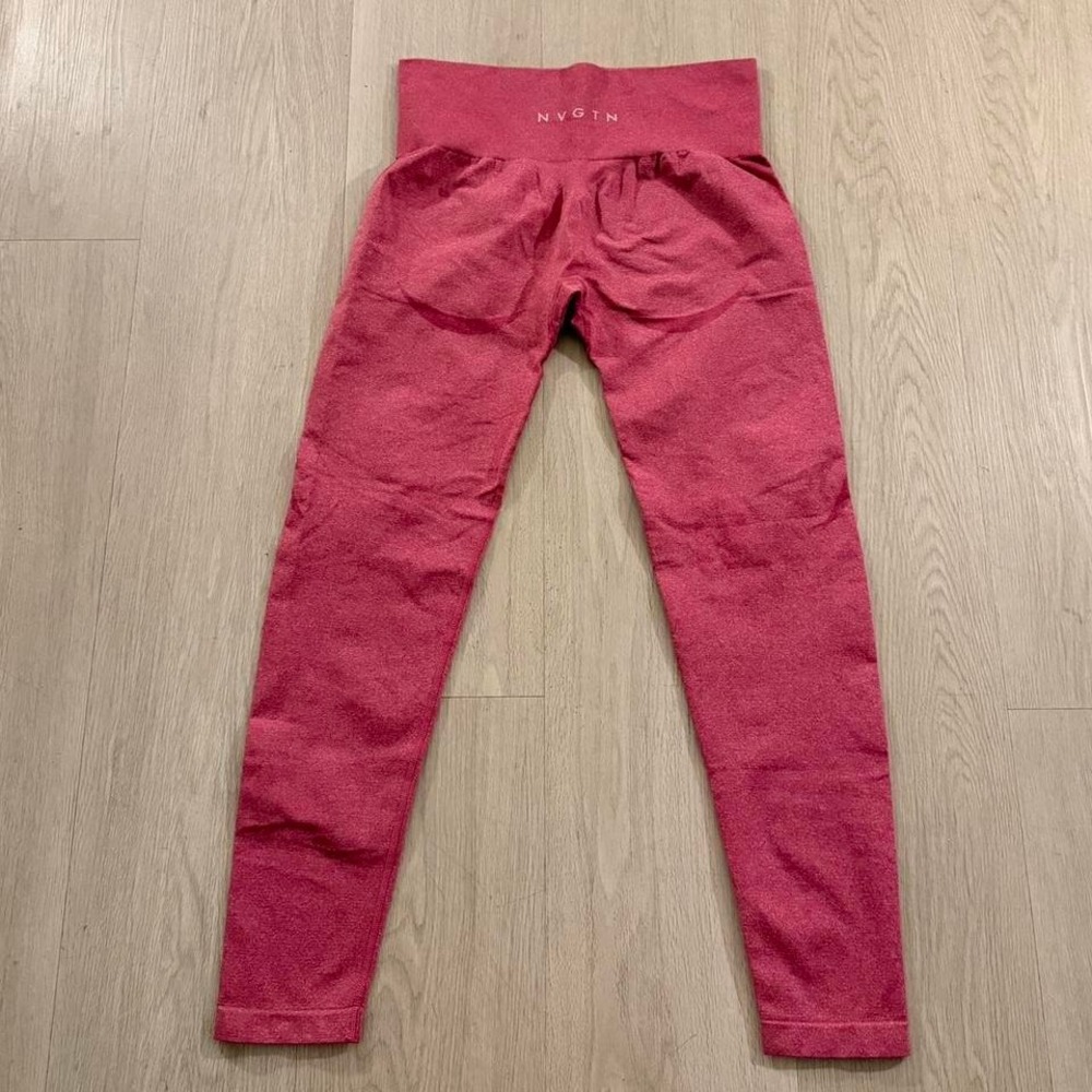 NVGTN Seamless Contour Leggings  Color: Maroon  Size: L